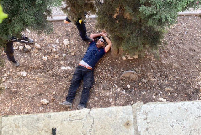 A Palestinian man was shot by an illegal Jewish settler in occupied East Jerusalem. (Photo: via Social Media)