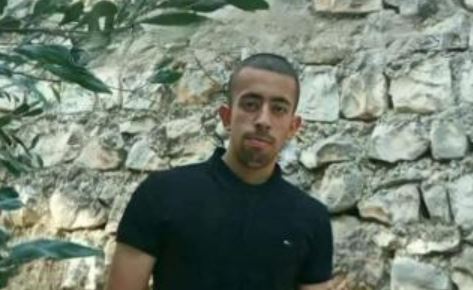 An Israeli settler shot and killed a Palestinian teen, east of occupied Qalqilia, Palestinian local sources reported on Sunday morning, January 29