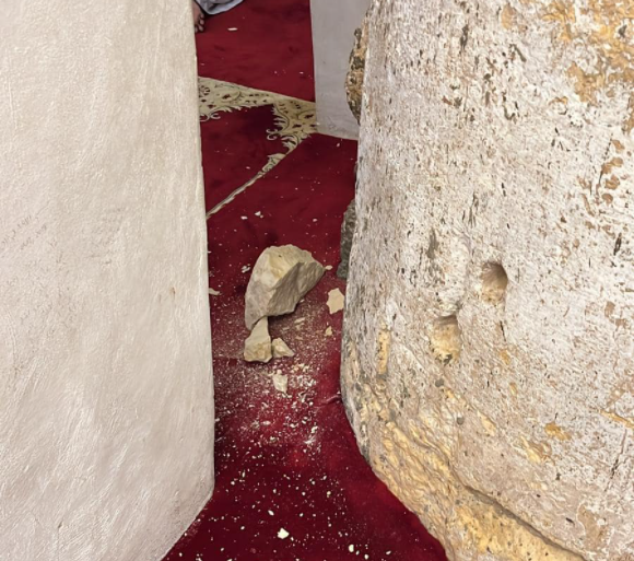 Tiles Keep Falling Off Dome of Rock's Walls at Al-Aqsa Mosque