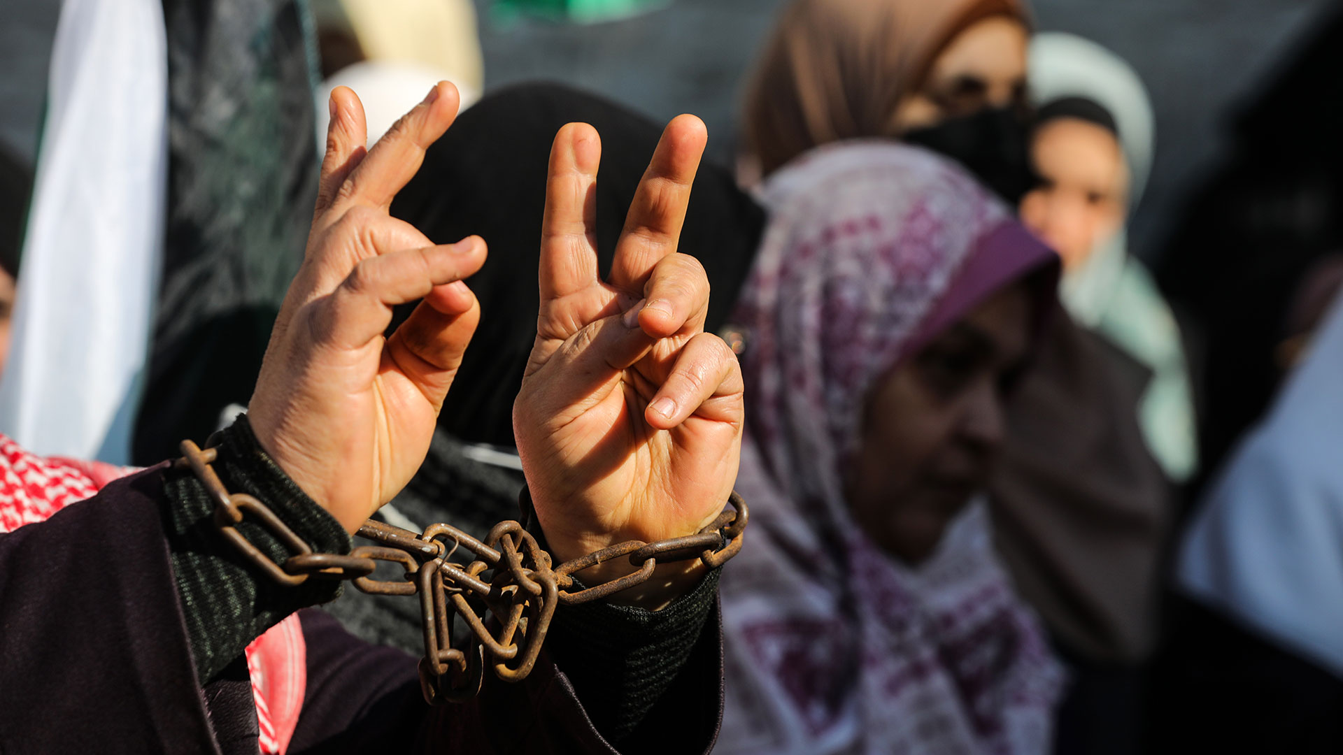 PPC: 29 Palestinian Female Detainees Are Still in Israeli Prisons