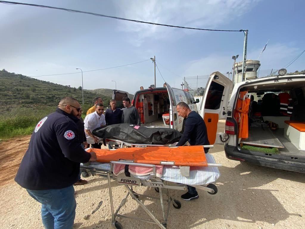 Israeli occupation authorities handed over the bodies of two slain Palestinians killed by Israeli gunfire in the occupied West Bank cities of Ramallah and Nablus on Friday evening, March 24, 2023.