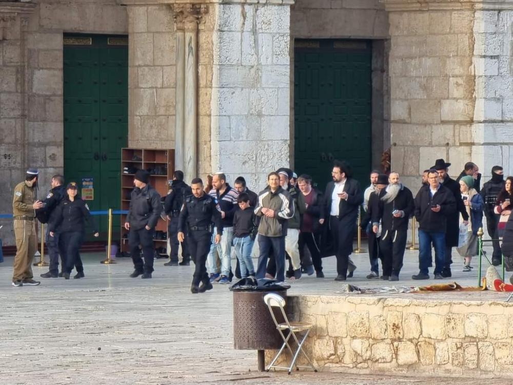 Dozens of Israeli settlers invaded the courtyards of Al-Aqsa Mosque via its Al-Maghariba gate.