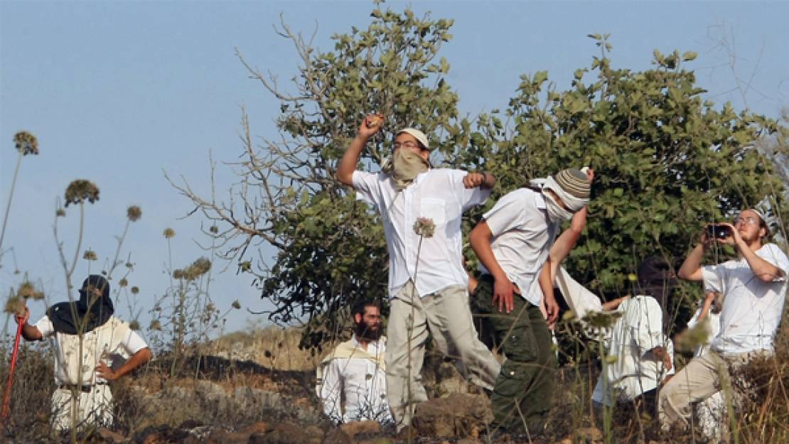 Israeli settlers attacked several homes of Palestinian shepherds and injured two Palestinians in Kisan village, east of occupied Bethlehem.