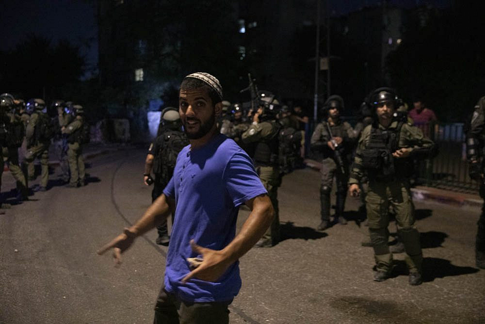 Israeli Colonizers Attack Palestinian Property in Occupied Ramallah