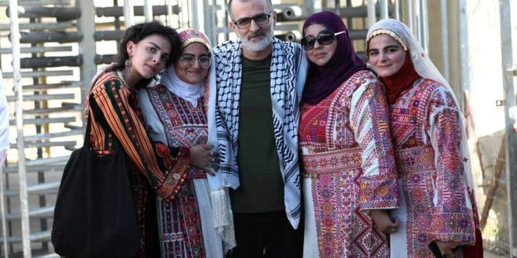 Israeli Occupation Releases Palestinian Prisoner After 20 Years in Prison