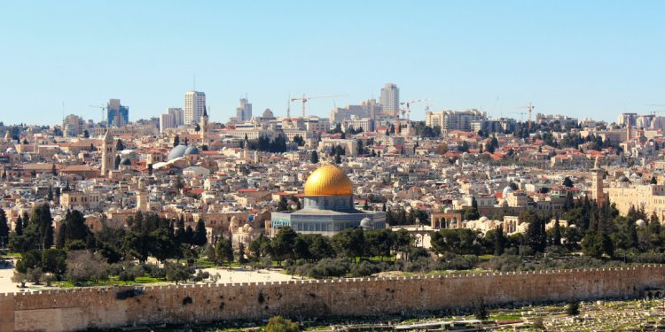 Saudi Arabia has appointed a new envoy to Palestine, who will also serve as consul-general in Jerusalem, a move that has drawn criticism from Israel and raised questions about the kingdom’s stance on normalization with Israel.