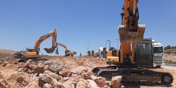 Israeli Forces Demolish Palestinian Structures, Uproot Trees in West Bank Towns
