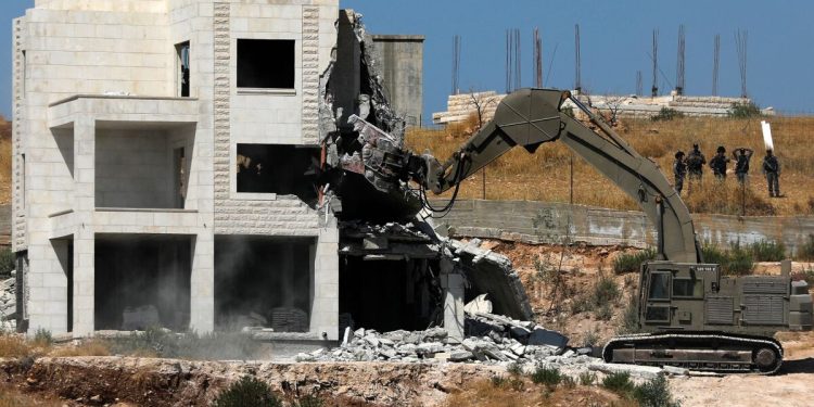 Israeli Forces Demolish Palestinian House in Lod