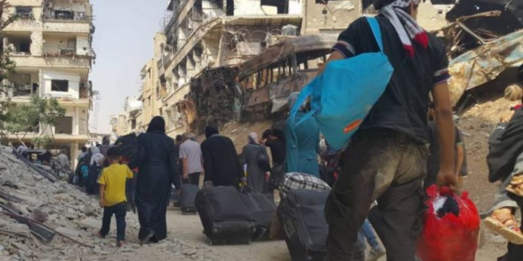 Israeli Occupation Displaces 6 Palestinian Families East of Ramallah