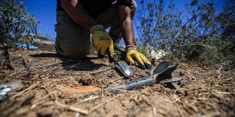 Deep-buried Bombs Imperil Gaza