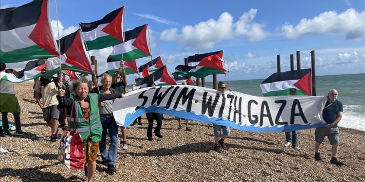 ‘Swim with Gaza’ Raises Solidarity with Palestinians