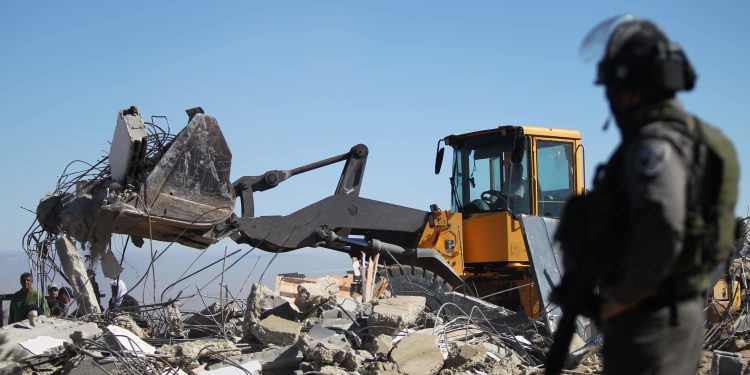 Israeli Bulldozers Demolish Palestinian Horse Barns in Occupied Ramla