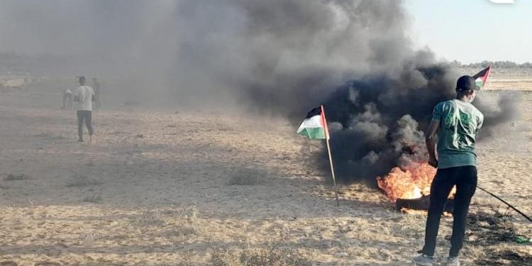 Peaceful Palestinian demonstrations in the eastern Gaza Strip turned into scenes of turmoil on Tuesday afternoon as Israeli occupation forces responded with excessive and disproportionate power against civilian protestors.