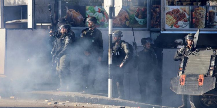 Israeli Forces Storm Hebron, Attack Palestinian Citizens