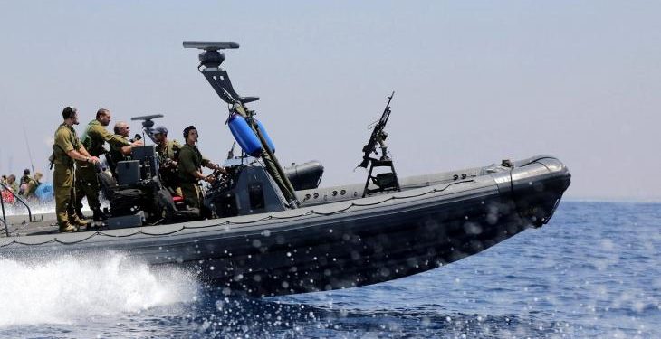 Israeli Naval Forces Open Fire on Gaza Fishermen, Damaging Their Boats