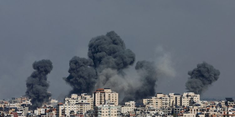 Death Toll Rises as Israeli Airstrikes Hit Gaza Homes