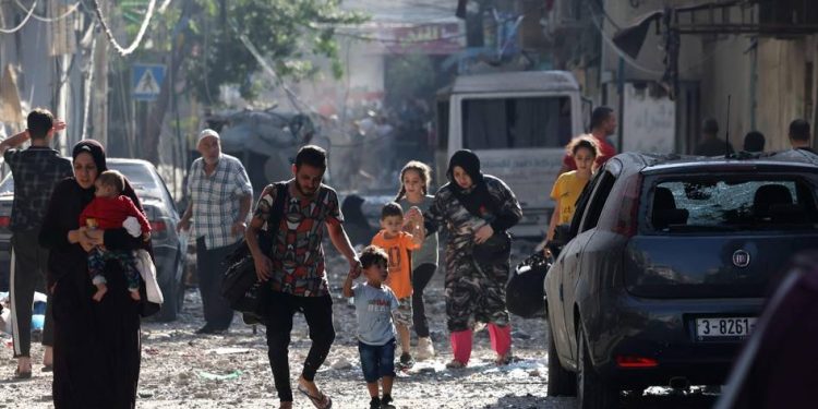 350,000 Palestinians Displaced Under Israeli Aggression in Gaza
