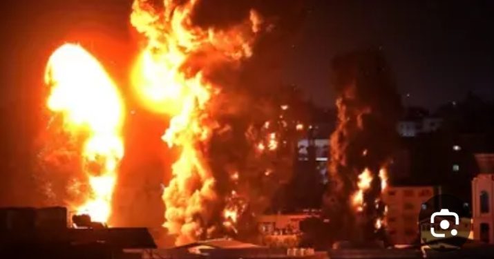 Israeli Airstrikes Heavily Bombard Gaza
