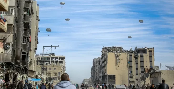 Airdropped Aid Strikes kill 5 Palestinians in Gaza 
