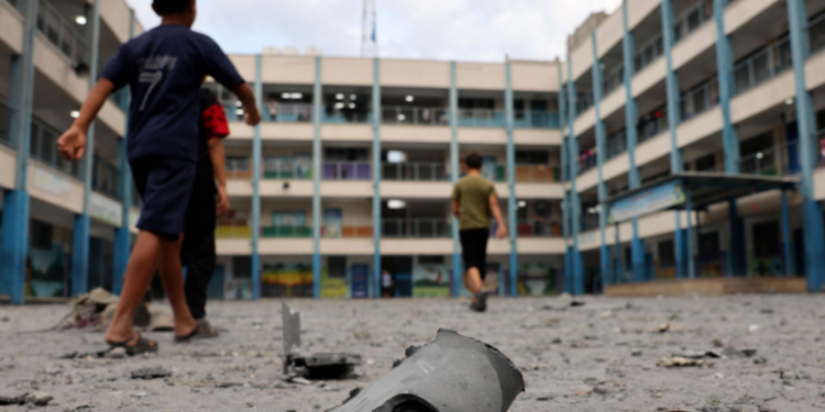 Ministry Says 800,000 Students Deprived of Right to Education Due to War
