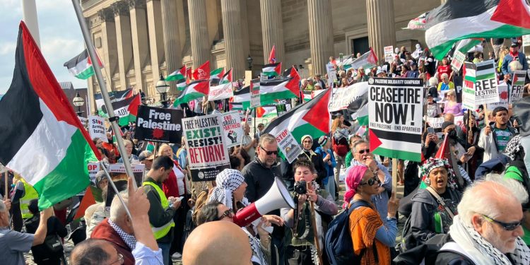 Thousands March in Rome in Protest against Israeli Genocide in Gaza