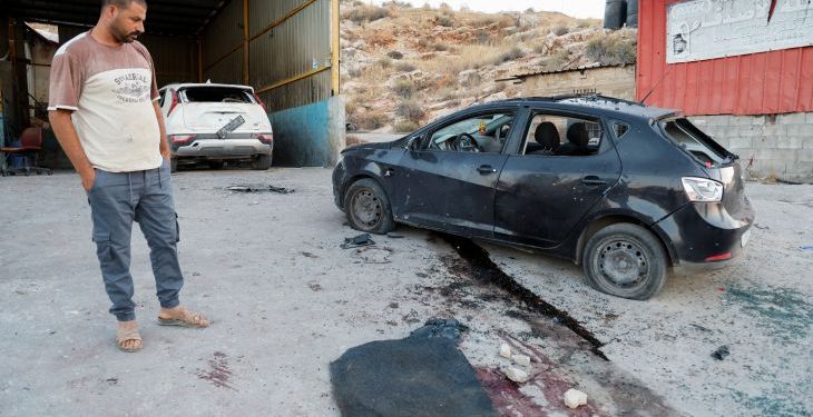 Israeli Air Attack Kills 5 Palestinians on Car in Tubas