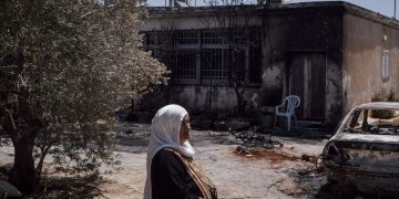 Settlers attack Palestinian homes in Ramallah village