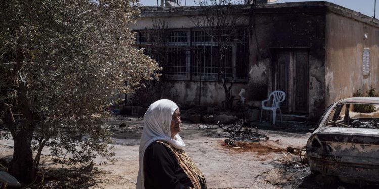 Settlers attack Palestinian homes in Ramallah village