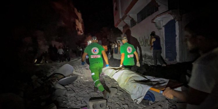 Israel Kills Dozens in Gaza, Sends Tanks into South