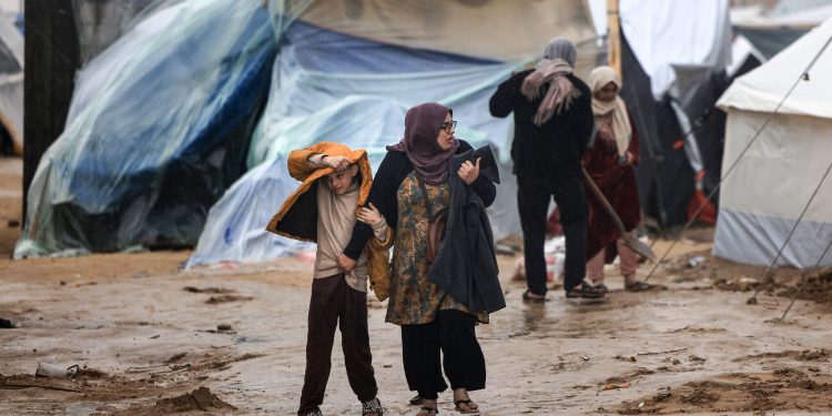 Gaza: Displaced People Endure Horrors as Second Winter of War Arrives