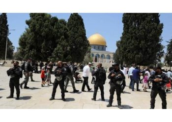 Jerusalem: 23 settlers raids into Aqsa Mosque in October