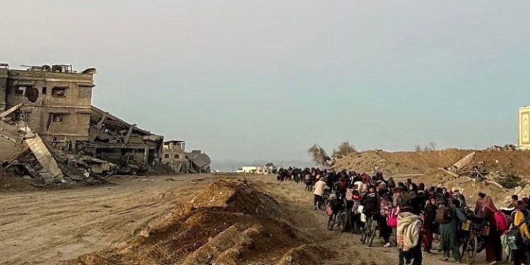 Israeli Army Storms Shelter in Beit Hanoun, Kills 15