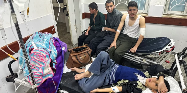 Israeli Genocide Worsens Suffering of Kidney Failure Patients in Gaza