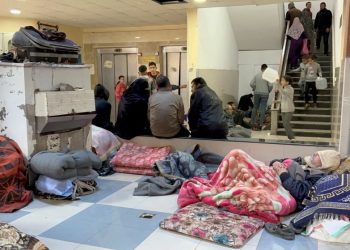 Israeli army commits 3 massacres, killing 30 civilians