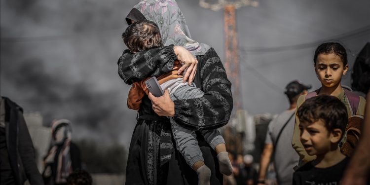 Israeli Genocide Aggravates Dilemma of Palestinian Mothers