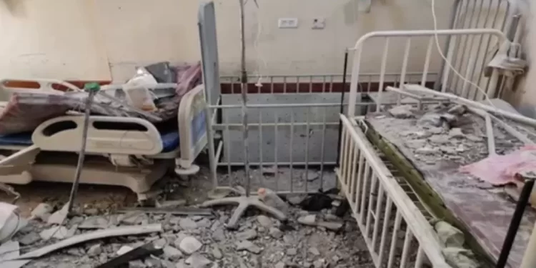 Three Gaza Hospitals Simultaneously Come Under Israeli Attacks