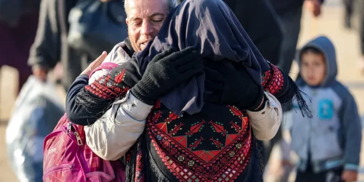 Return of Displaced Palestinian Families to Northern Gaza Joy Amid Pain