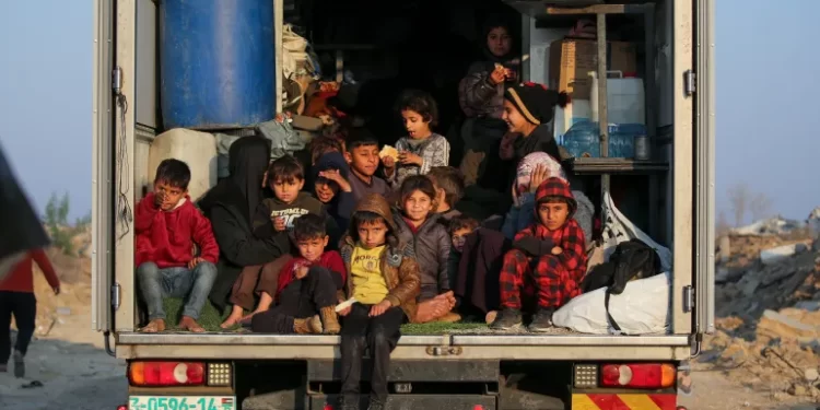 Humanitarian Crisis Worsens as Half a Million Displaced Palestinians Return to Northern Gaza
