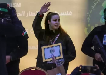 Former Israeli Captive Criticizes her Government over Ransom Hesitation