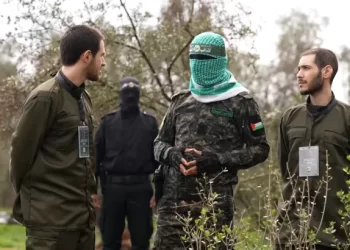 Two Captive Soldiers Attend Saturday's Swap, Send Urgent Plea to Netanyahu