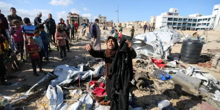 Renewed Israeli airstrikes on Gaza kill 27 civilians overnight