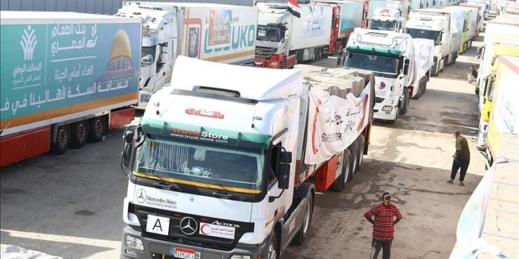 Israel maintains closure of crossings and prevents aid entry to Gaza for ninth day