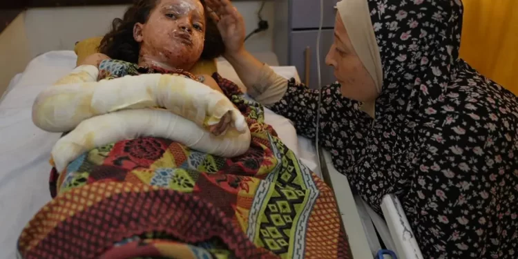 Doctors Without Borders: 70% of Gaza Burn Victims Are Children