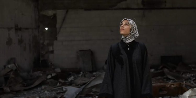 Israeli Strikes Kill Photojournalist Fatema Hassouna