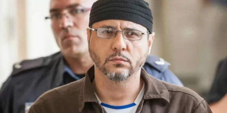 Lawyer: Abdullah Barghouti Faces Brutal Torture, Medical Neglect in Israeli Prison