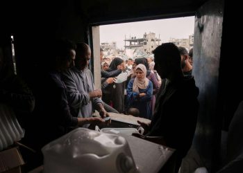 Israeli warplanes hit residential areas in Gaza, killing at least 19 civilians