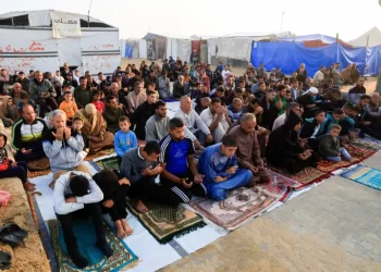 Gaza Residents Observe Eid al-Adha Amid the Ruins