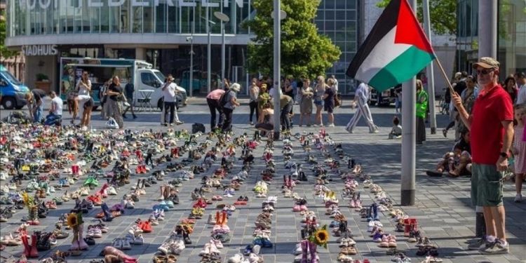Vigil in the Netherlands Commemorates Thousands of Children Killed in Gaza