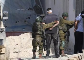 Israel Imposes Total Lockdown on West Bank, Detains Dozens 