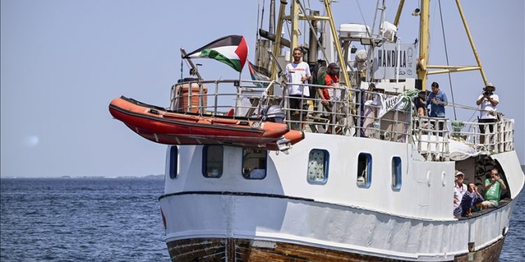 IOF Storms Handala Aid Ship, Abducts 21 Activists on it